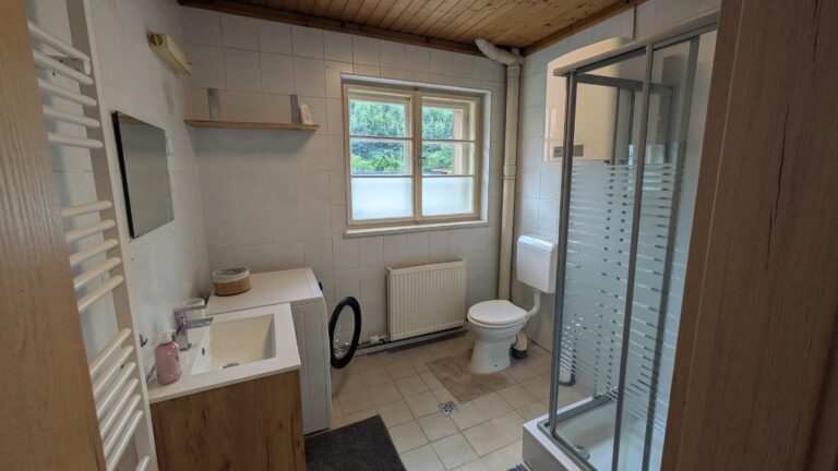 PXL_20250821_092207499.RAW-01.COVER~2